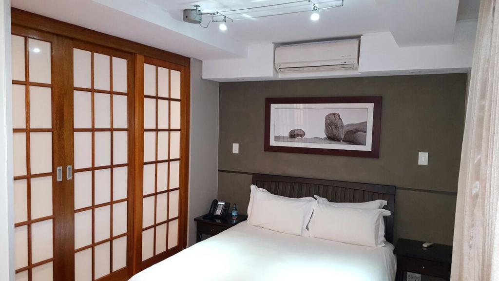Aparthotel Circa Luxury
