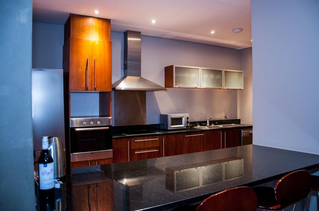 Circa Luxury Aparthotel 4*