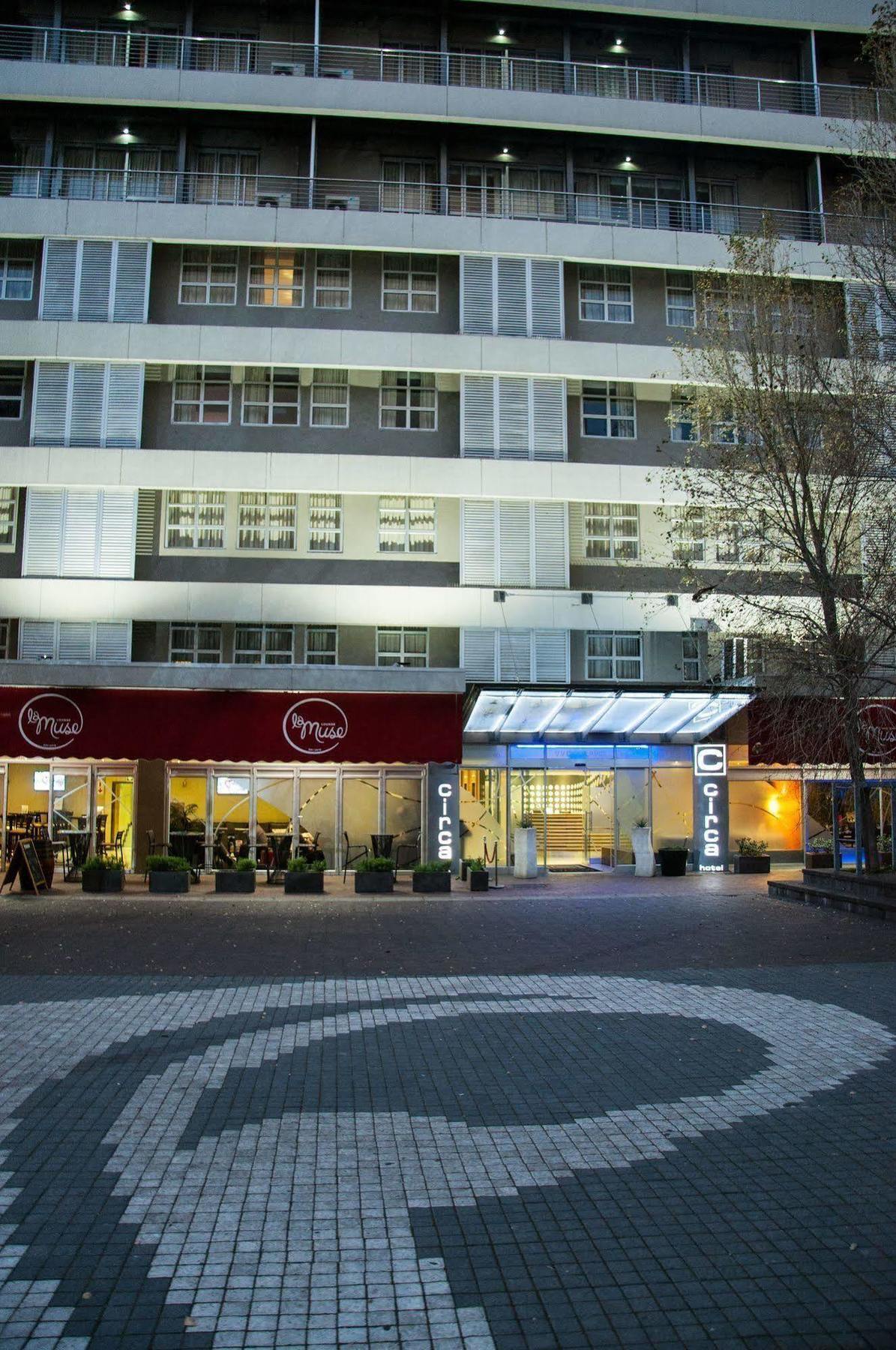 Circa Luxury 4*